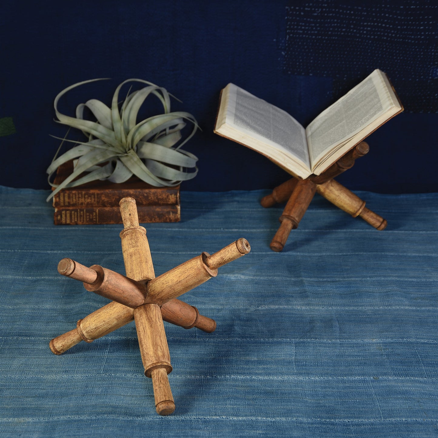 The Good Book Holder